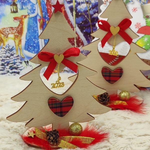 Διακοσμητικό Ξύλινο Δέντρο-Γούρι 2024 με καρδιά,15cm - ξύλο, χριστουγεννιάτικο δέντρο, χριστουγεννιάτικα δώρα, γούρια - 3