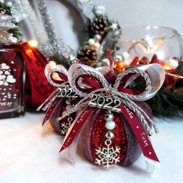 Γούρι 2024 αρωματικό κερί ρόδι μπορντό-κόκκινο 6×6cm - γούρι, ρόδι, χριστουγεννιάτικα δώρα, γούρια, πρωτοχρονιά, κεριά & κηροπήγια - 3