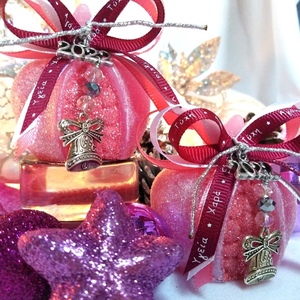 Γούρι 2024 αρωματικό κερί ρόδι ροζ frosted 6×6cm - γούρι, ρόδι, χριστουγεννιάτικα δώρα, γούρια, πρωτοχρονιά, κεριά & κηροπήγια - 2