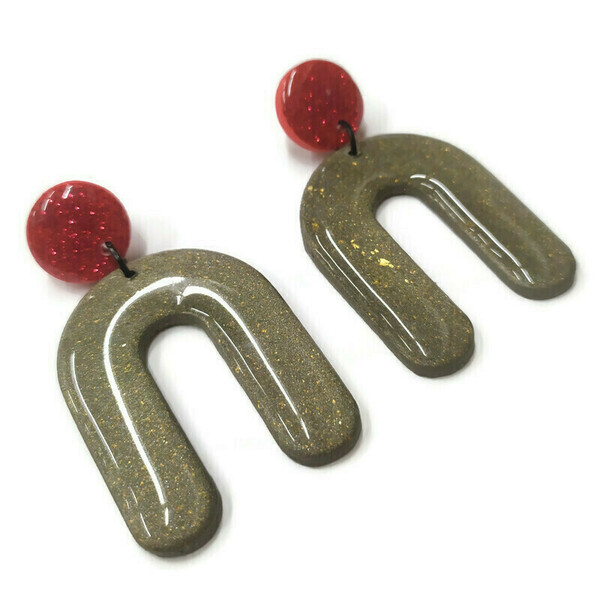 Shiny archs - Χακί σκουλαρίκια από πηλό με κόκκινα στοιχεία - γυαλί, πηλός, boho, κρεμαστά, καρφάκι - 3