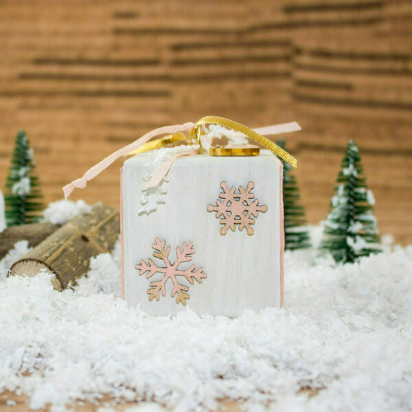 ΞΥΛΙΝΟΣ ΚΥΒΟΣ ΣΤΟΛΙΔΙ ΜΕ ΟΝΟΜΑ, ΣΟΜΟΝ 6*6*6 CM, 1 ΤΕΜ - ξύλο, χριστουγεννιάτικα δώρα, στολίδια, προσωποποιημένα - 4