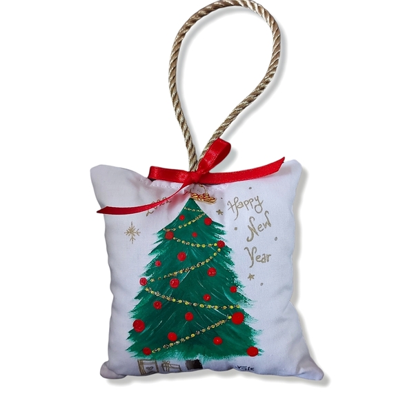 Γούρι 2022 μαξιλαράκι ζωγραφισμένο στο χέρι, χριστουγεννιάτικο δέντρο,κρεμαστό - ύφασμα, χειροποίητα, χριστουγεννιάτικα δώρα, γούρια, δέντρο