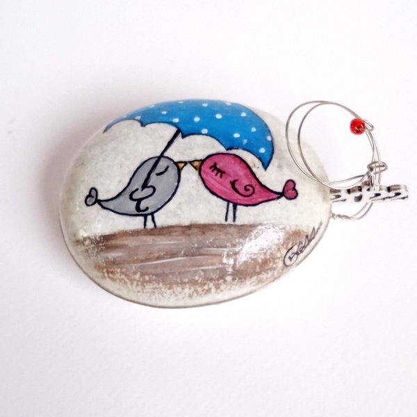 Ζωγραφισμένη πέτρα, με ζευγάρι πουλιών στη βροχή. - ζωγραφισμένα στο χέρι, μέταλλο, διακοσμητικά