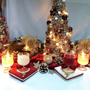 Γούρι 2024 αρωματικό κερί σε μπορντό βελουτέ βάση 9*9*9cm - βελούδο, κερί, αρωματικό, χριστούγεννα, γούρια - 4