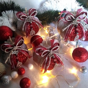 Γούρι 2023 αρωματικό κερί ρόδι μεγάλο ασημί-κόκκινο 8,5*7,5cm - νήμα, χριστούγεννα, χριστουγεννιάτικα δώρα, γούρια, πρωτοχρονιά - 4