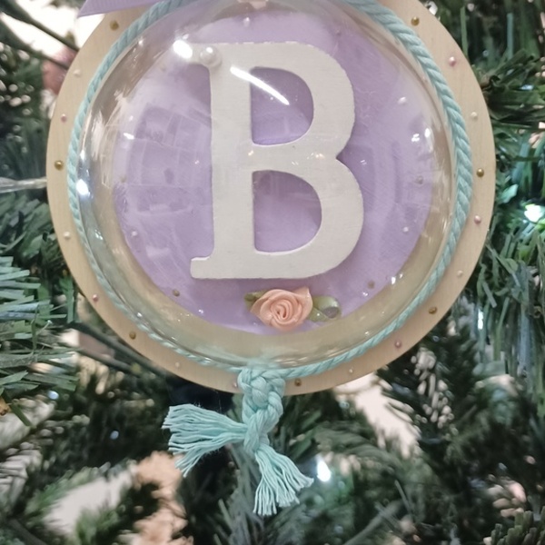 Χριστουγεννιάτικη μπάλα μονόγραμμα - στολίδια, μπάλες, plexi glass, ξύλο, μονογράμματα - 3