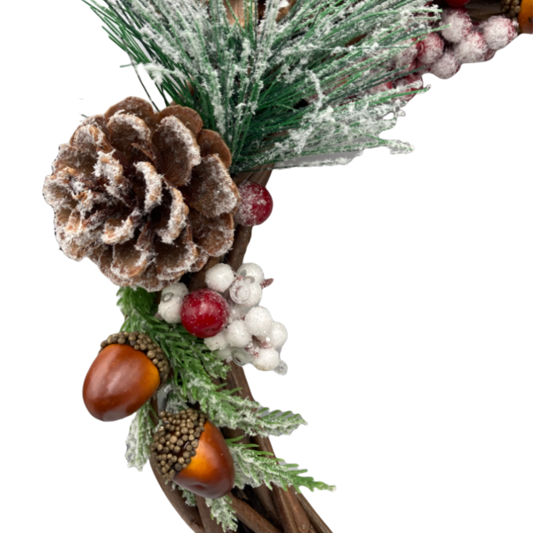 Χειροποιητο Χριστουγεννιατικο Χιονισμενο Στεφανι με κουκουναρια,βελανιδια,και ξυλινο δεντρακι διαμ. 30x30 εκατ. - ξύλο, στεφάνια, διακοσμητικά, χριστουγεννιάτικα δώρα - 2