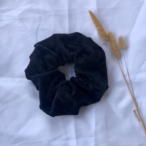Handmade Scrunchie Black Velvet. - λαστιχάκια μαλλιών