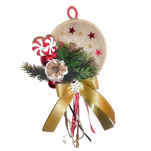 Κρεμαστό ξύλινο στεφάνι χριστουγεννιάτικο διακοσμημένο με κορδέλες - διάμετρος 15εκ - στεφάνια, δώρο, κρεμαστά, δασκάλα, ξύλινα διακοσμητικά τοίχου