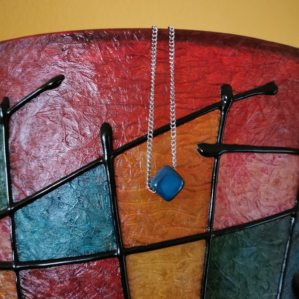 Κολιέ με αλυσίδα και μπλε κεραμικό κύβο - αλυσίδες, χάντρες, κοντά, φθηνά - 2