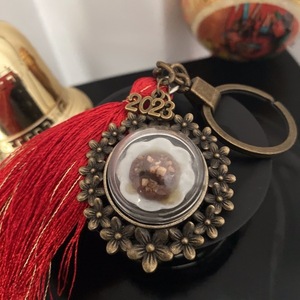 Χριστουγεννιάτικο μπρελόκ μελομακάρονα απο πηλό πάνω σε κεραμικό πιατάκι. - γούρι, πηλός, χριστουγεννιάτικα δώρα, σπιτιού, μπρελοκ κλειδιών - 2