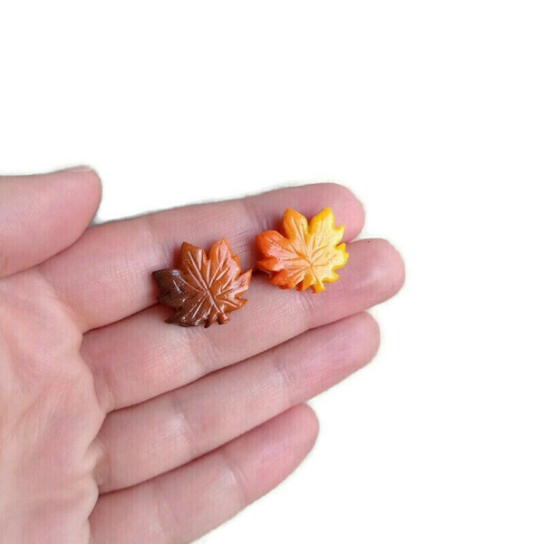 Φθινοπωρινά πλατανόφυλλα πήλινα σκουλαρίκια - πηλός, καρφωτά, μικρά, ατσάλι