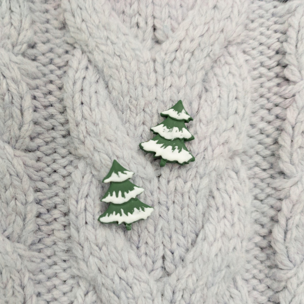 Χειροποίητα σκουλαρίκια από πηλό σε σχήμα χιονισμένου δέντρου (μήκος 2,5εκ.) - πηλός, must αξεσουάρ, καρφωτά, δέντρο - 5