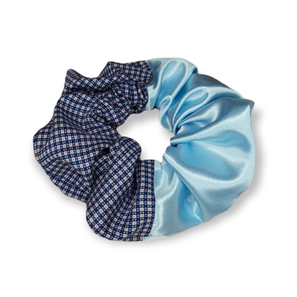 Scrunchie μισό-μισό, καρό και γαλάζιο, satin ~ cotton - βαμβάκι, χειροποίητα, λαστιχάκια μαλλιών