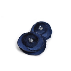 Μπλε υφασμάτινα σκουλαρίκια με Swarovski - ημιπολύτιμες πέτρες, swarovski, must αξεσουάρ, καρφωτά, ιδεά για δώρο