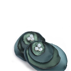 Πράσινα υφασμάτινα σκουλαρίκια με κρύσταλλα Swarovski - ημιπολύτιμες πέτρες, swarovski, must αξεσουάρ, καρφωτά, ιδεά για δώρο - 2