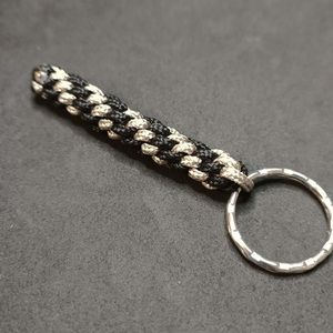 μπρελόκ paracord σε μαύρο και μπεζ - ύφασμα, κορδόνια - 2