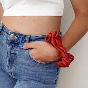 Brownspired |Handmade Satin Scrunchie - ύφασμα, χειροποίητα, λαστιχάκια μαλλιών