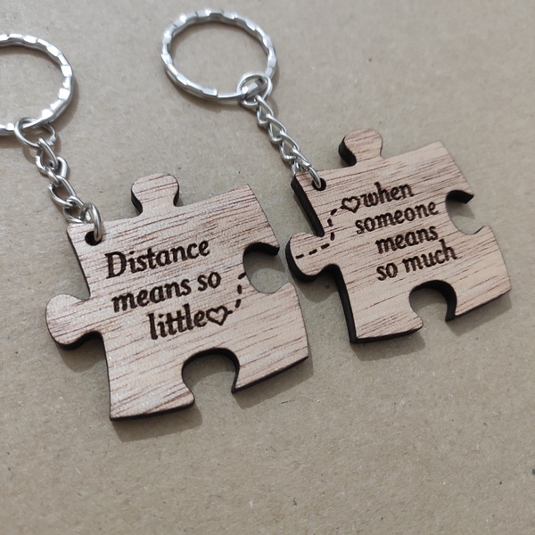 Σετ 2 ξύλινα μπρελόκ puzzle Distance means so little - δώρο, ζευγάρια, αγ. βαλεντίνου, σετ δώρου, ξύλινα - 4