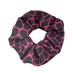 Scrunchie Pink Giraffe - ύφασμα, λαστιχάκια μαλλιών