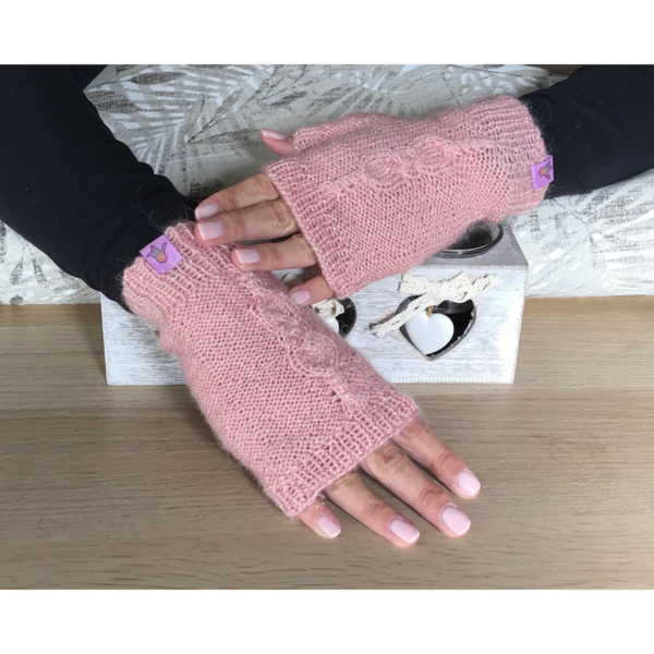 Πλεκτά γάντια "Kimberly" σε απαλό ρόζ χρώα με Κελτικό σχέδιο, 16,5 x 8 εκ με ακρυλικό/μάλλινο νήμα με στρας - μαλλί, ακρυλικό - 4