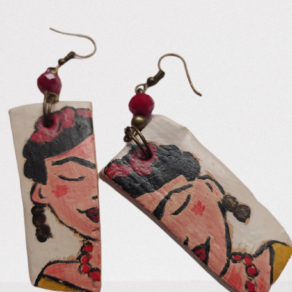 Ζωγραφισμένα στο χέρι σκουλαρίκια Frida Kahlo κόκκινα - πηλός, boho, κρεμαστά, μεγάλα - 3