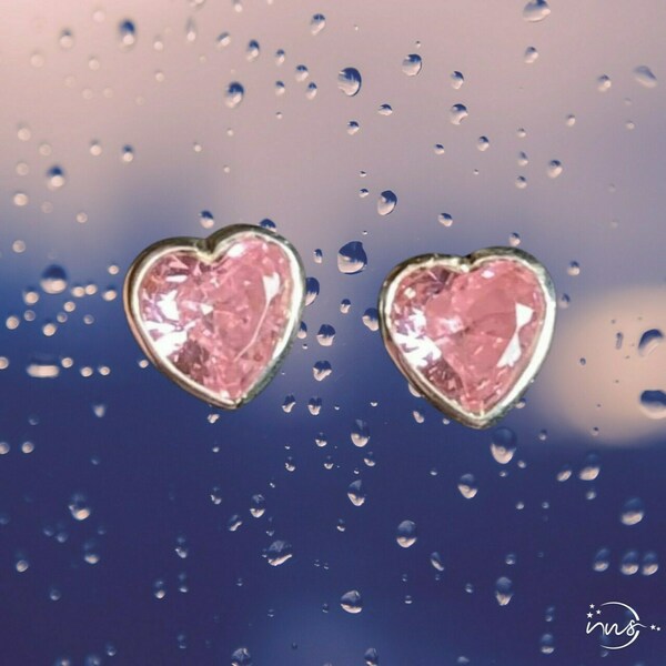 Σκουλαρίκια καρδιά ασημένια καρφωτά, με ροζ ζιργκόν, μήκους και πλάτους 6 χιλιοστών και πάχους 4,5 χιλιοστών. Δώρο Αγίου Βαλεντίνου. - ασήμι, καρδιά, καρφωτά, μικρά, καρφάκι - 4