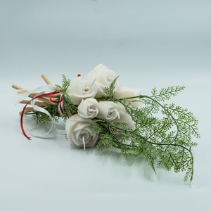 Κεριά χειροποίητα αρωματικά ανθοδέσμη με διάφορα λευκά λουλούδια - αρωματικά κεριά, αγ. βαλεντίνου, λουλούδια, νήμα