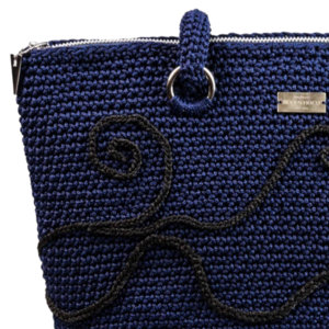 Πλεκτή τσάντα ώμου μπλε σκούρο μεγάλη με 3D σχέδιο - νήμα, ώμου, μεγάλες, all day, πλεκτές τσάντες - 3