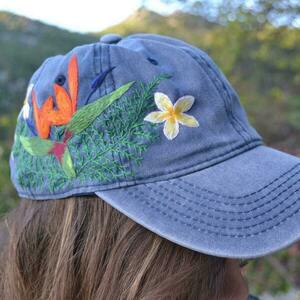 Καπέλο με κεντημένα λουλούδια (washed blue) - 2