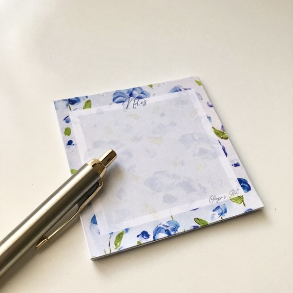 Ζωγραφισμένα μπλε άνθη σε σημειωματάριο - χειροποίητα, φλοράλ, τετράδια & σημειωματάρια - 2