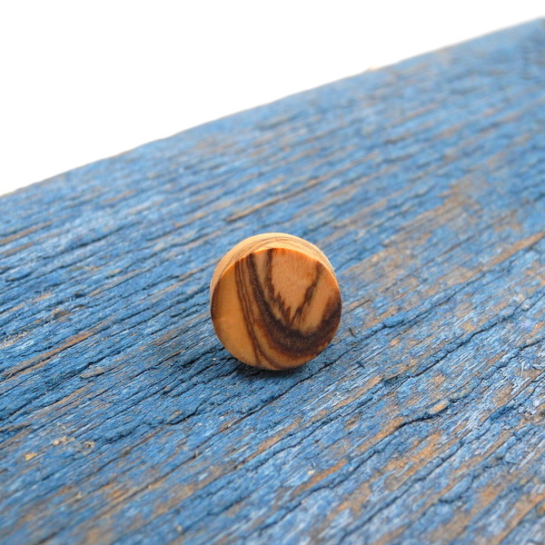 Σκουλαρίκι ανδρικό αυτιού χειροποίητο μοναδικό απο ξύλο ελιάς _018, Ø 1,5 εκ. - ξύλο, καρφωτά, μικρά, boho, καρφάκι - 5