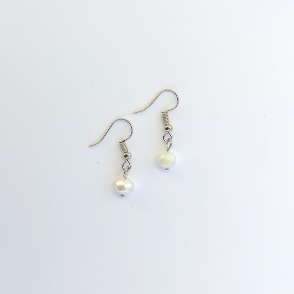 Pearls | Σκουλαρίκια κρεμαστά με πέρλες - μαργαριτάρι, ατσάλι, boho, κρεμαστά, πέρλες