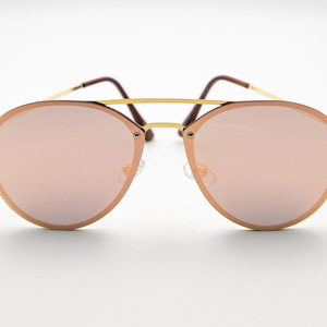 Γυαλιά ηλίου σε ροζ χρώμα με καθρέπτη. Παρέχουν 100% UV προστασία από τον ήλιο. - γυαλιά ηλίου