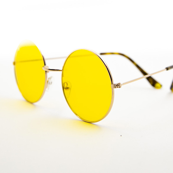 Γυαλία ηλίου σε χρυσό και κίτρινο χρώμα με 100% UV προστασία από τον ήλιο. - αλυσίδες, γυαλιά ηλίου, κορδόνια γυαλιών, θήκες γυαλιών - 3