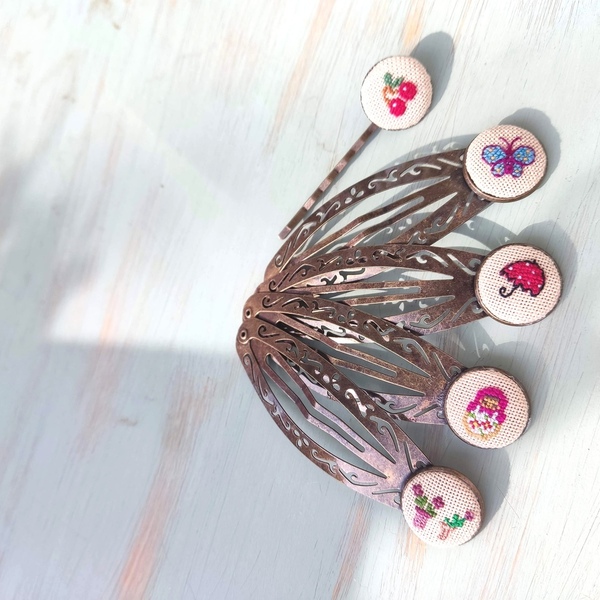 Κοκαλάκι μπαμπουσκα, κεντημένο σταυροβελόνια - ύφασμα, μέταλλο, hair clips - 4