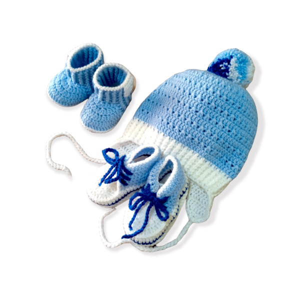 Πλεκτό σετ λευκό-μπλε για αγόρια / σκουφάκι, Δύο ζευγάρια παπουτσάκια / 0-12/ Crochet white-blue set for baby-boys/ hat, shoes - αγόρι, σετ, 0-3 μηνών, βρεφικά ρούχα