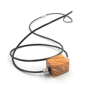 Κολιέ, UNISEX, μοναδικό, απο ξύλο ελιάς - ξύλο, μοναδικό, χειροποίητα, κοντά, unisex gifts