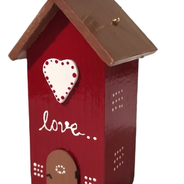 Ξύλινο σπιτάκι σε κόκκινο χρώμα " Love " , 11 εκ. - ξύλο, μέταλλο, διακοσμητικά - 2