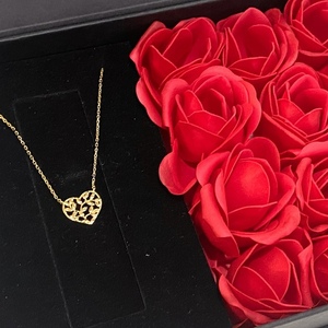 Κασετίνα με τριαντάφυλλα που διαρκούν forever και κόσμημα καρδιά από Ασήμι 925ο χρυσό χρώμα - ασήμι, κοσμήματα