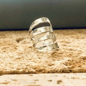 Γυναικείο πολύσειρο επάργυρο δαχτυλίδι από ορείχαλκο αυξομειούμενο 2,2Χ2,5 εκ. - ορείχαλκος, επάργυρα, γεωμετρικά σχέδια, Black Friday, αυξομειούμενα - 3