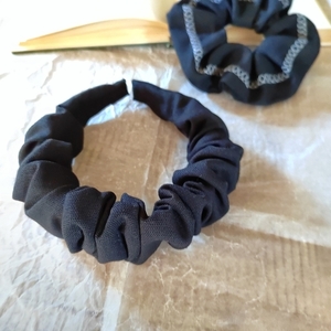 Χειροποίητη scrunchie υφασματινη στεκα μαλλιών μαύρη με βαμβακερο υφασμα 40cm μήκος 1τμχ - κοκκαλάκι, ύφασμα, για τα μαλλιά, δώρα για γυναίκες, στέκες - 2