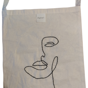 Βαμβακερή tote bag ζωγραφισμένη στο χέρι με μακρύ χερουλι . Διαστάσεις 35*40 - ύφασμα, all day, tote, πάνινες τσάντες, μικρές