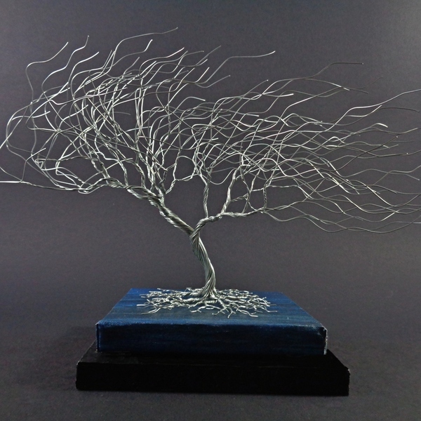 Συρμάτινο Γλυπτό "Ανεμοδαρμένο Δέντρο" σε Μπλε Βάση - ξύλο, μέταλλο, δέντρο της ζωής, διακοσμητικά - 2