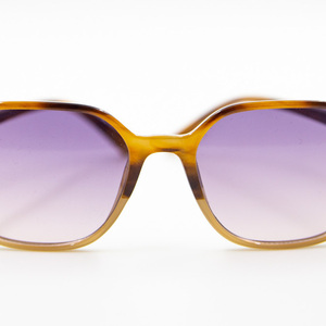 Γυαλιά ηλίου πολύχρωμα με πλαστικό υλικό και 100% UV προστασία από τον ήλιο - γυαλιά ηλίου