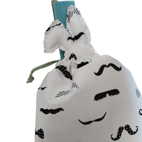 Λαμπάδα Πασχαλινή 30 εκατοστά πλακέ με υφασμάτινο πουγκί και κουνελάκι LITTLE MAN - αγόρι, λαμπάδες, για παιδιά - 2