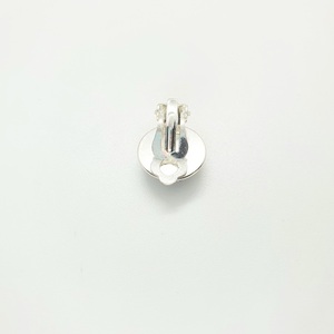 Σκουλαρίκια κουμπωτά επάργυρα με υγρό γυαλί " Μαύρο - Λευκό Καρό " - 12mm - γυαλί, επάργυρα, μικρά, με κλιπ, φθηνά - 3