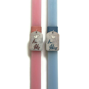 Αρωματικές λαμπάδες για ζευγάρια ροζ και μπλε με ξύλινα στοιχεία με χάραξη "I'm Hers" - "I'm His", 32 εκατοστά. - λαμπάδες, ζευγάρια - 3