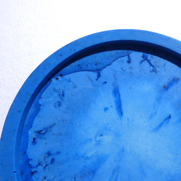 Δίσκος διακόσμησης χειροποίητος από ρητίνη νερού στρογγυλός sapphire 8x1cm - ρητίνη, πιατάκια & δίσκοι - 4