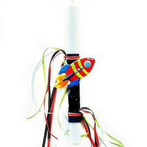Λαμπάδα με πύραυλο από πολυμερικό πηλό σε πλακέ κερί(38*3*1 εκ.) - αγόρι, λαμπάδες, για παιδιά, για μωρά, πύραυλοι